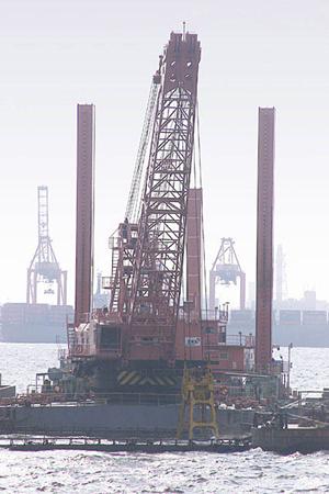 豊富な機能を備える三次元測定機